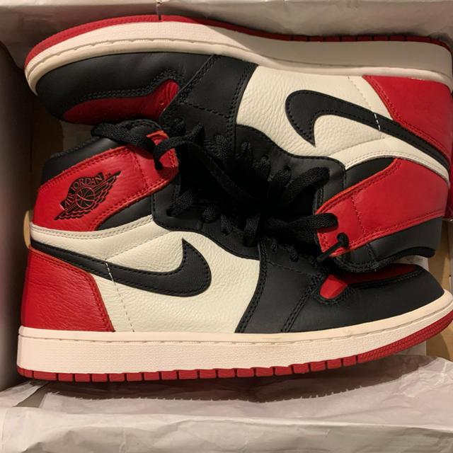 NIKE AIR JORDAN 1 BRED TOE