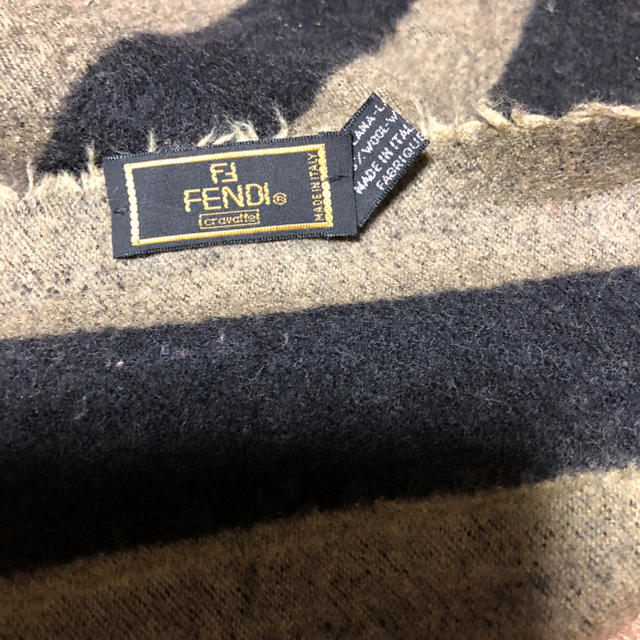 FENDI - FENDI マフラー 最終価格の通販 by nazuna｜フェンディならラクマ