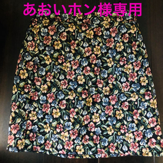 花柄タイトスカート　140センチ(スカート)