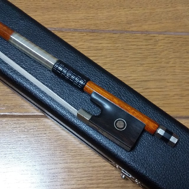 🎻  バイオリン 分数弓    １/４   🎻 楽器の弦楽器(弓)の商品写真