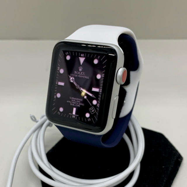 Apple Watch(アップルウォッチ)の【送料込み】アップルウォッチ3 セルラーモデル 42mm シルバー メンズの時計(腕時計(デジタル))の商品写真