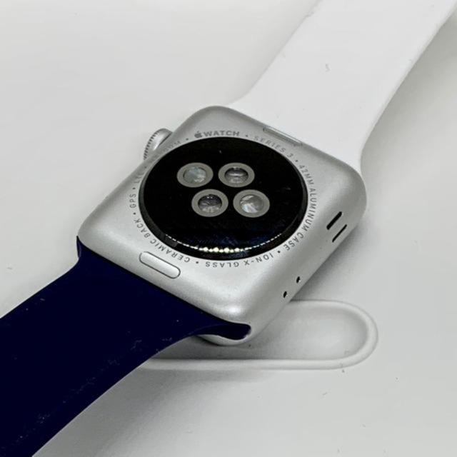 Apple Watch(アップルウォッチ)の【送料込み】アップルウォッチ3 セルラーモデル 42mm シルバー メンズの時計(腕時計(デジタル))の商品写真