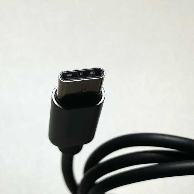 ✨新品・未使用✨　USB-C 充電ケーブル スマホ/家電/カメラのスマートフォン/携帯電話(バッテリー/充電器)の商品写真