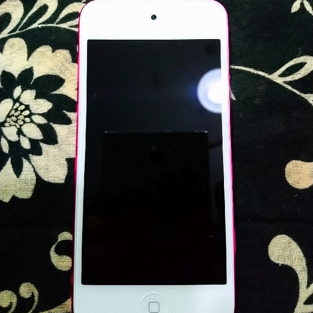 iPad(アイパッド)のみそ様専用  iPod touch 第7世代 128GB ピンク スマホ/家電/カメラのオーディオ機器(ポータブルプレーヤー)の商品写真