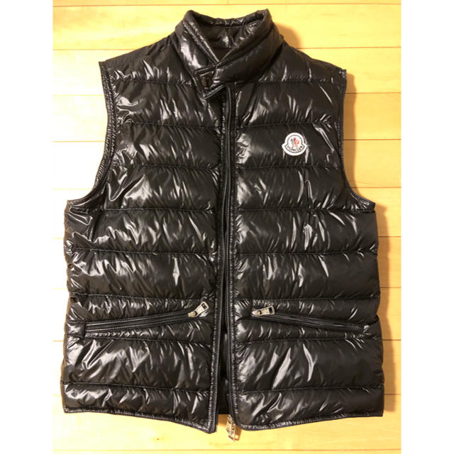 moncler GUI グイ　モンクレール　ダウンベスト　4 L