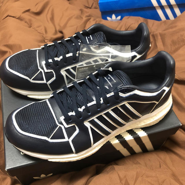 新品未使用adidas White Mountaineering スニーカーUS9UK812カラー