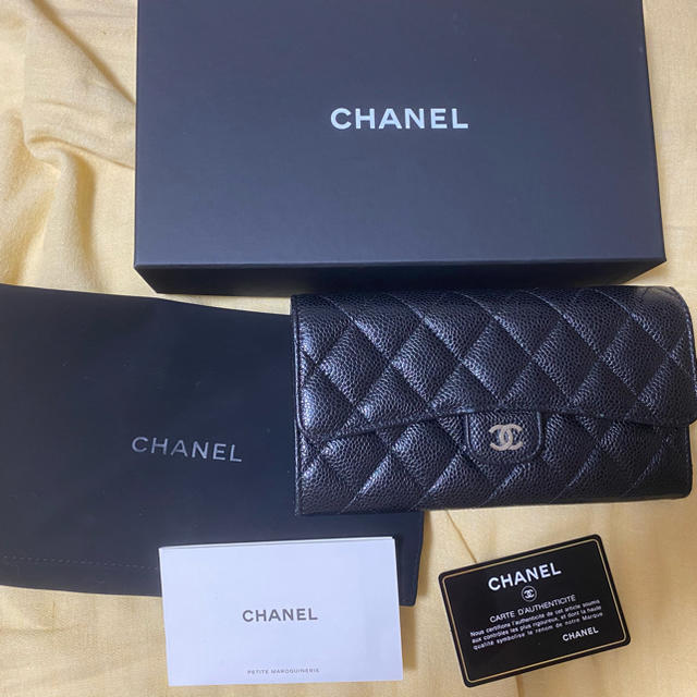 2022春の新作 CHANEL 長財布 キャビアスキン 美品 30日限定価格