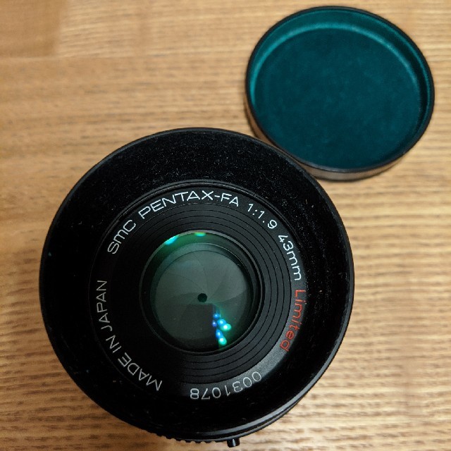 PENTAX(ペンタックス)のsmc PENTAX FA43mm F1.9 Limited Black スマホ/家電/カメラのカメラ(レンズ(単焦点))の商品写真