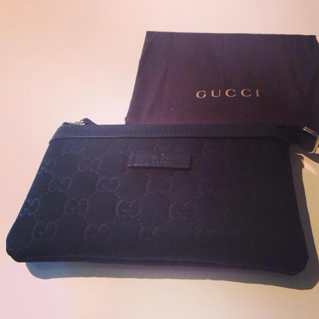 Gucci(グッチ)の新品！GUCCI マチナシ ポーチ♩ レディースのファッション小物(ポーチ)の商品写真