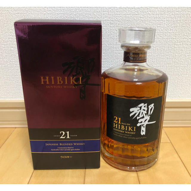 SUNTORY 響21年 700ml 新品未開栓