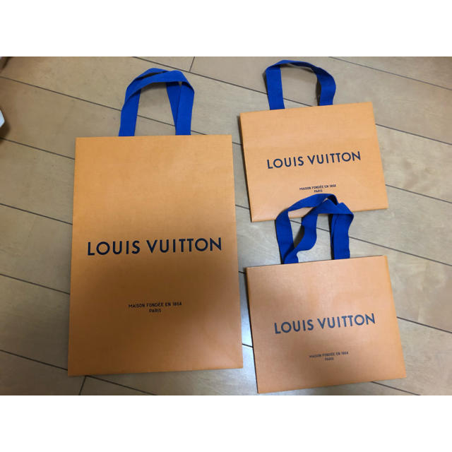 LOUIS VUITTON(ルイヴィトン)のヴィトンショプバ　3点セット レディースのバッグ(ショップ袋)の商品写真