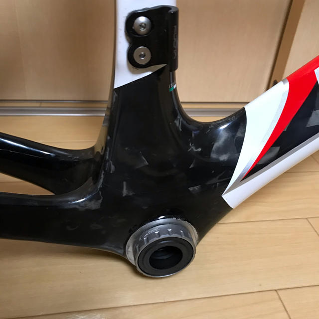 専用KUOTA kharma race エアロカーボンフレーム Sサイズ  スポーツ/アウトドアの自転車(自転車本体)の商品写真