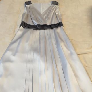 ロートレアモン(LAUTREAMONT)の美品‼︎結婚式ドレスロートレアモン(ミディアムドレス)