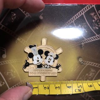 ディズニーカードクラブ非売品ピンバッジ(ノベルティグッズ)