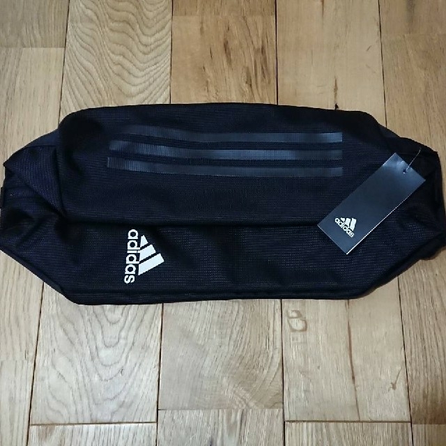 adidas(アディダス)のadidas アディダス シューズケース シューズバッグ ブラック 黒 スポーツ/アウトドアのスポーツ/アウトドア その他(その他)の商品写真