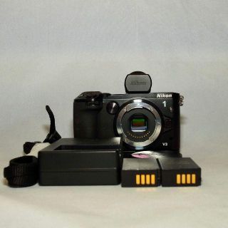 ニコン(Nikon)のNikon 1 V3 プレミアムキット＋ズームレンズ2本(ミラーレス一眼)