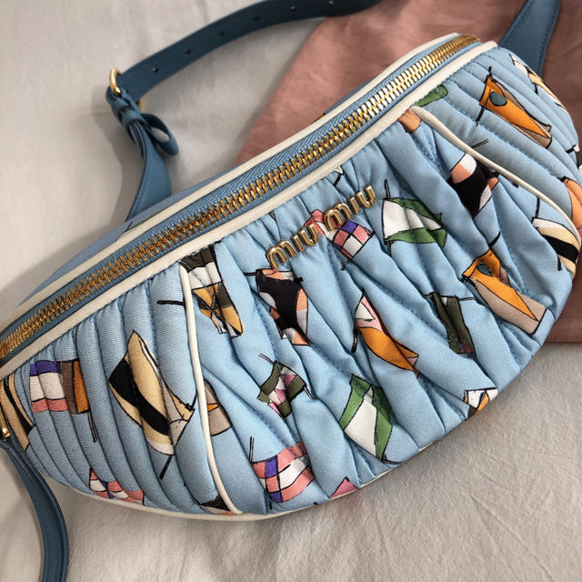 miumiu ボディバッグ | tspea.org