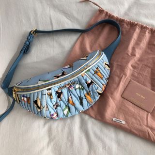 miumiu - miumiu ボディバッグの通販 by J ｜ミュウミュウならラクマ