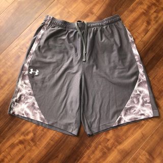 アンダーアーマー(UNDER ARMOUR)のアンダーアーマー！ハーフパンツLG(ショートパンツ)