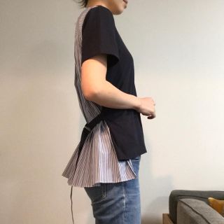 サカイ(sacai)のsacai バックプリーツ   Tシャツ　トップス　ストライプ　ネイビー　サカイ(Tシャツ(半袖/袖なし))