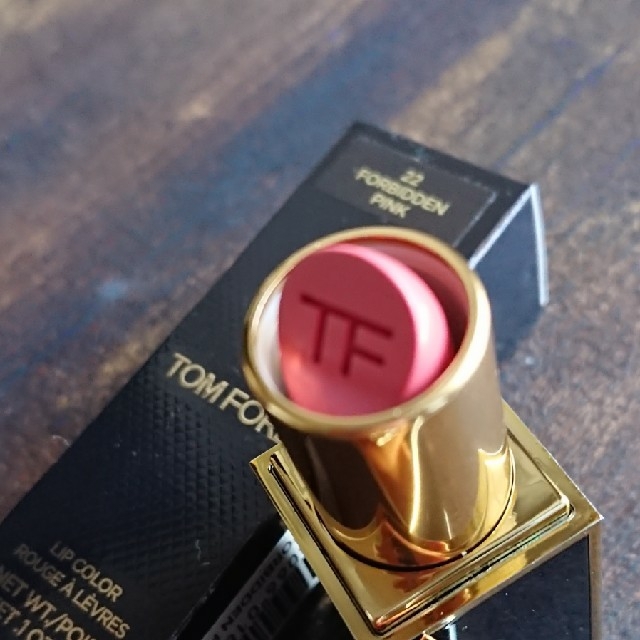 TOM FORD(トムフォード)のトムフォード リップ フォビドゥンピンク 22 コスメ/美容のベースメイク/化粧品(口紅)の商品写真