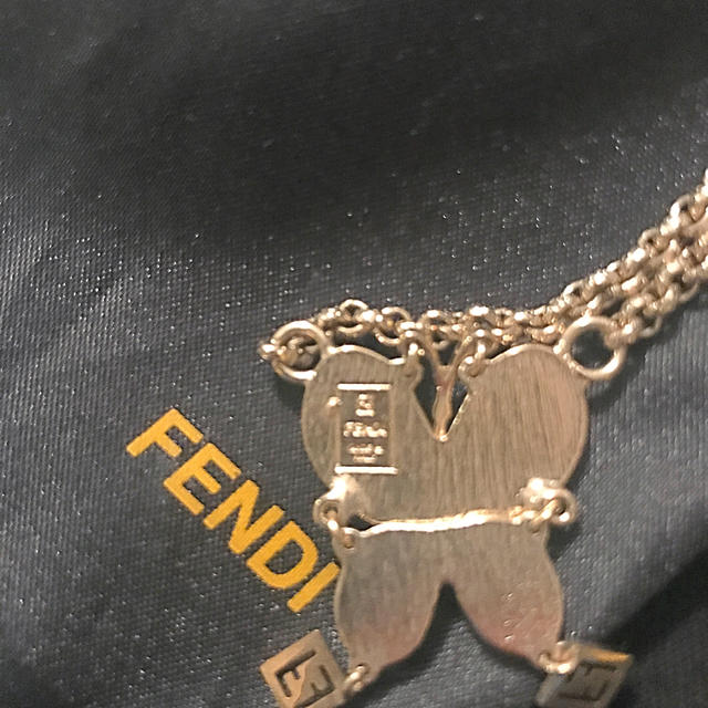 FENDI(フェンディ)のフェンディ　ネッレス　バタフライ レディースのアクセサリー(ネックレス)の商品写真