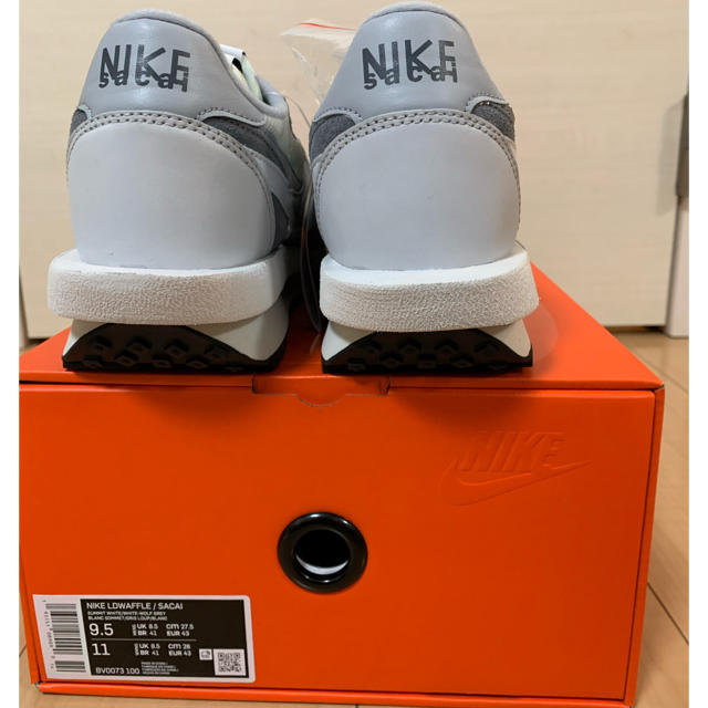 NIKE(ナイキ)のnike sacai ldwaffle 27.5cm us9.5 メンズの靴/シューズ(スニーカー)の商品写真