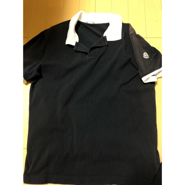 MONCLER(モンクレール)のMONCLER 半袖 襟裏ロゴ ポロシャツ ネイビー　Lサイズ メンズのトップス(ポロシャツ)の商品写真