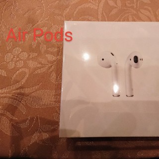 アップル(Apple)の【新品】AirPods(ヘッドフォン/イヤフォン)
