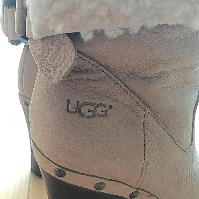 UGG(アグ)のugg  ブーツ　新品 メンズの靴/シューズ(ブーツ)の商品写真