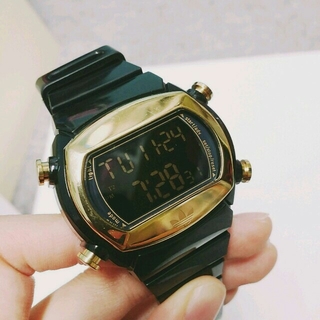 アディダス(adidas)のadidas　腕時計(腕時計)