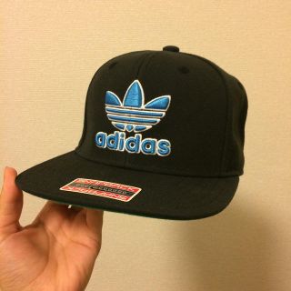 アディダス(adidas)のadidas•キャップ(キャップ)