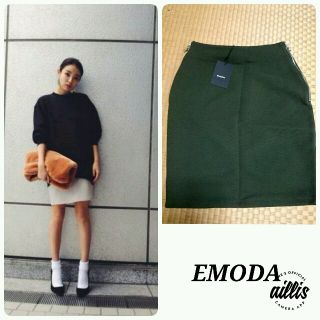 エモダ(EMODA)のEMODA♡サイドジップタイトスカート(ミニスカート)