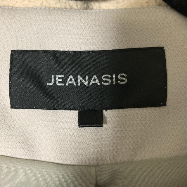 JEANASIS(ジーナシス)のJEANASIS レディースのジャケット/アウター(ノーカラージャケット)の商品写真