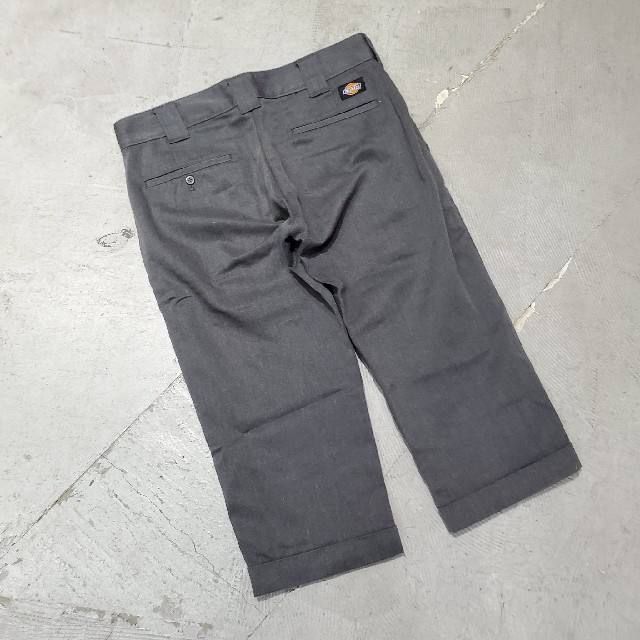 Dickies(ディッキーズ)のDickies ディッキーズ クロップド ワーク パンツ 30 メンズのパンツ(ワークパンツ/カーゴパンツ)の商品写真