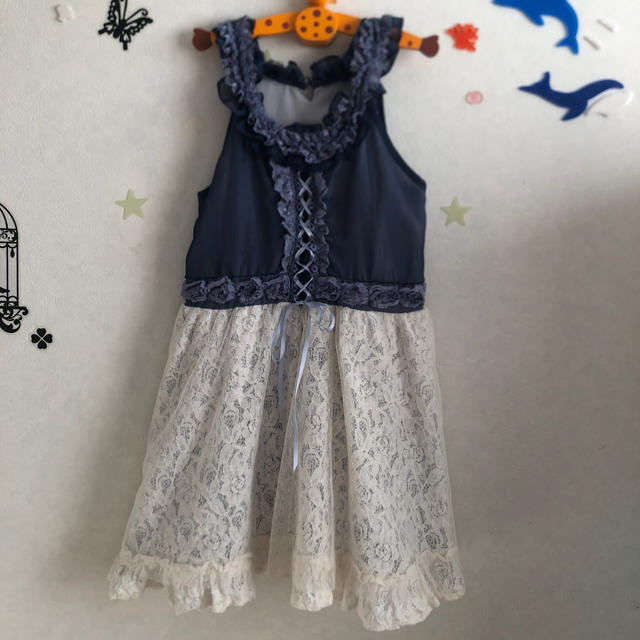 axes femme(アクシーズファム)のaxes femme kids★アクシーズファム　レースドレス130 USED キッズ/ベビー/マタニティのキッズ服女の子用(90cm~)(ワンピース)の商品写真