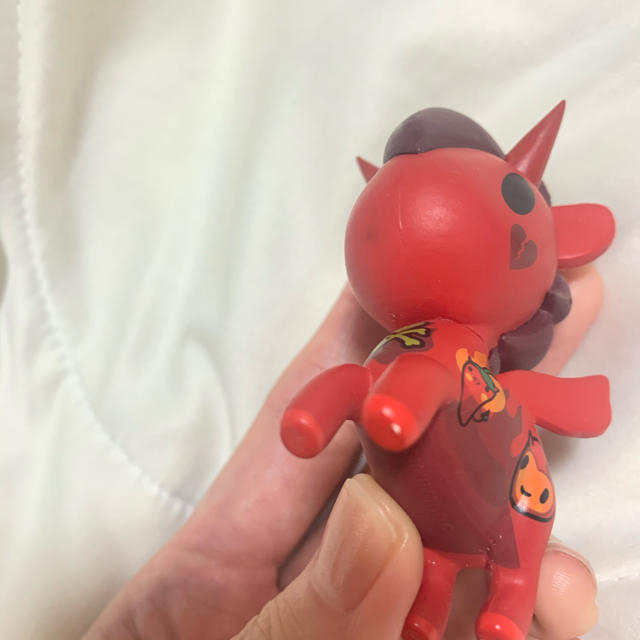 tokidoki unicorno フィギュア　レッド　唐辛子 ハンドメイドのおもちゃ(フィギュア)の商品写真