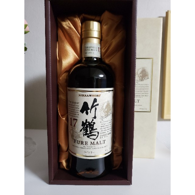 u kiさん専用。竹鶴17年箱つき　　700ml