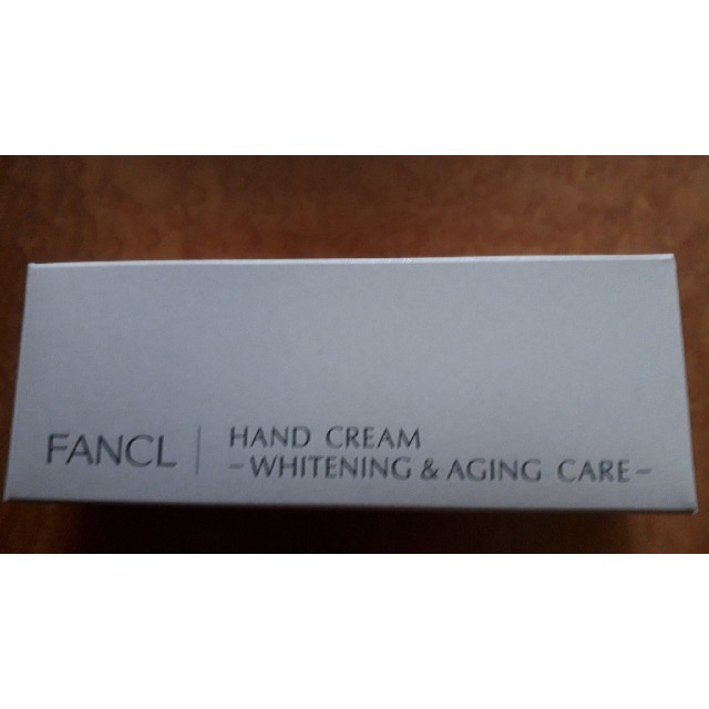 FANCL(ファンケル)のFANCL美白&エイジングケアハンドクリーム コスメ/美容のボディケア(ハンドクリーム)の商品写真