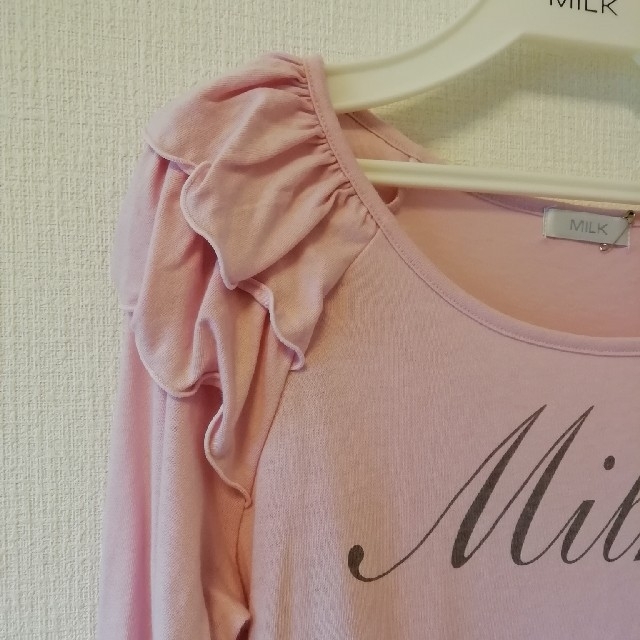 MILK(ミルク)のMILK ピンク 7分袖 肩フリルTシャツ 未使用 レディースのトップス(Tシャツ(長袖/七分))の商品写真