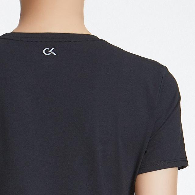 Calvin Klein(カルバンクライン)のカルバンクライン ロゴ ショートスリーブ T シャツ 半袖 カットソー 黒 S レディースのトップス(Tシャツ(半袖/袖なし))の商品写真