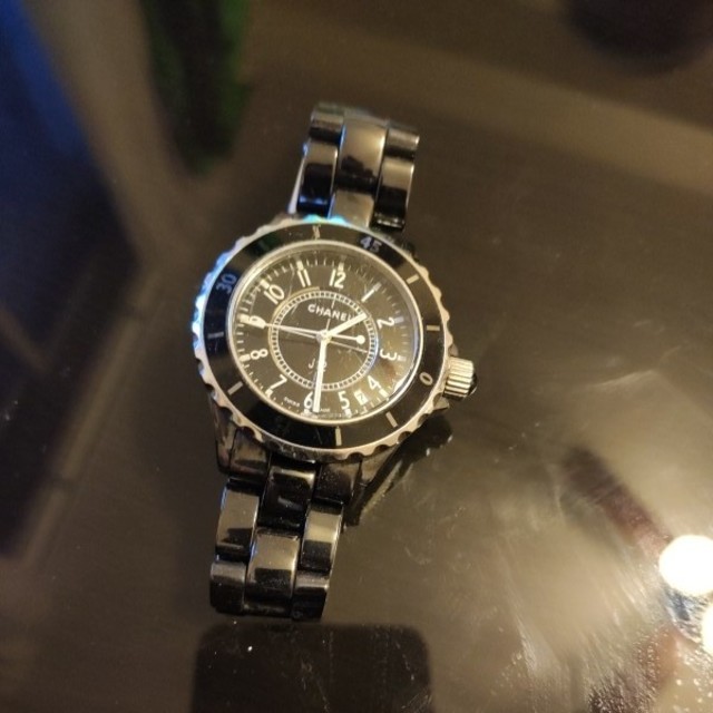 Chanel J12 for C$10,573 for sale from a Seller on Chrono24