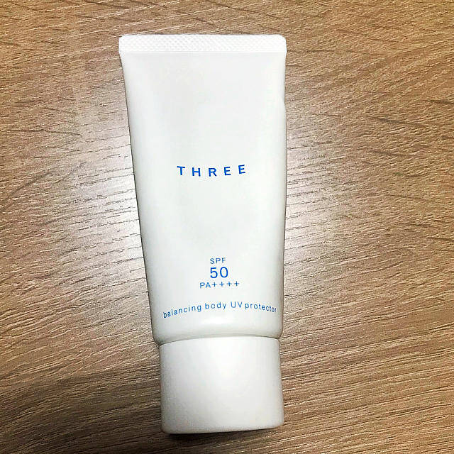 安全 THREE バランシング ボディ UV プロテクター THREE バランシングUVプロテクター R 日焼け止め乳液