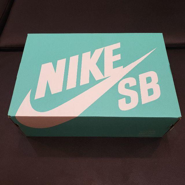 NIKE(ナイキ)の国内正規品 NIKE SB DUNK HIGH EASTER ナイキ 26.5 メンズの靴/シューズ(スニーカー)の商品写真