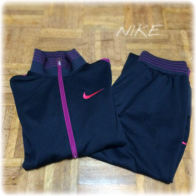 NIKE(ナイキ)のナイキジャージ  !!SALE!! レディースのレディース その他(セット/コーデ)の商品写真