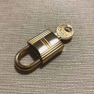 エルメス(Hermes)の希少☆美品 HERMES 南京錠  ゴールド(チャーム)