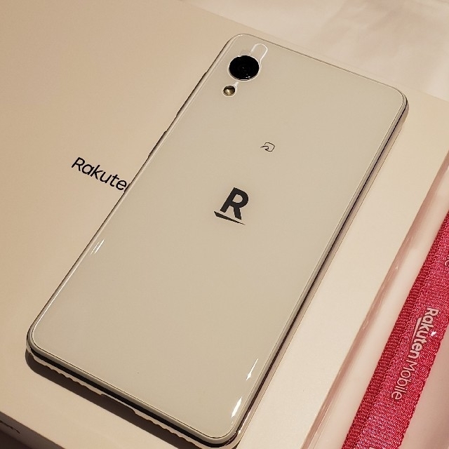 Rakuten(ラクテン)の【未使用】Rakuten mini クールホワイト 楽天モバイル スマホ/家電/カメラのスマートフォン/携帯電話(スマートフォン本体)の商品写真