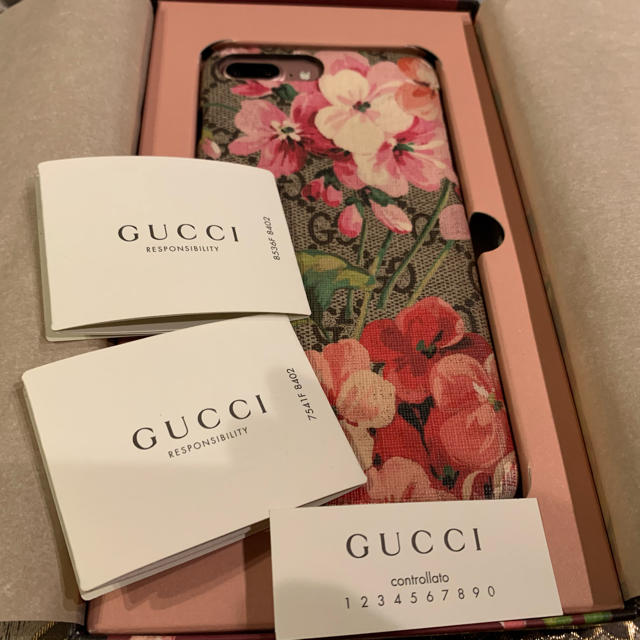 Gucci - GUCCI iPhoneケースの通販