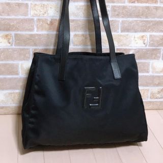 フェンディ(FENDI)の《美品》FENDI(フェンディ)トートバック(トートバッグ)