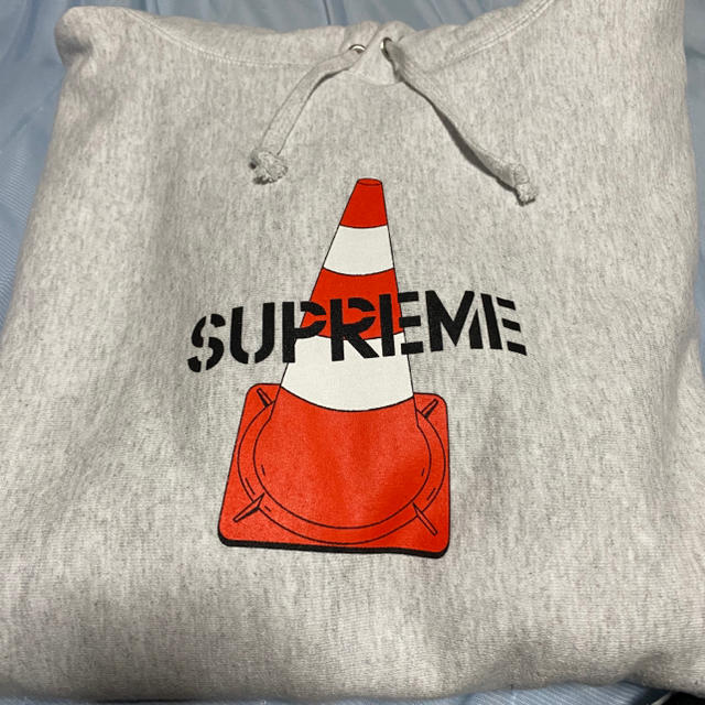 大特価放出！ Supreme - パーカー sweatshirt hooded cone supreme パーカー